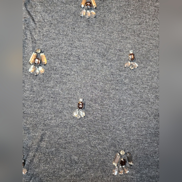 Beautiful Ann Taylor beaded jeweled charcoal gray T Shirt Med - Picture 2 of 5